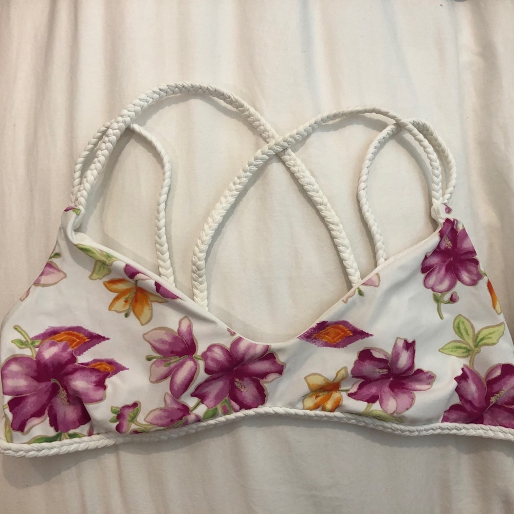 FRANKIE’S BIKINIS FLORAL TOP